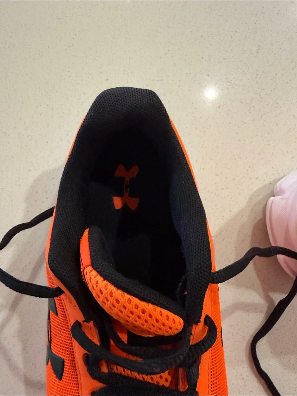 Under Armour  Orange and Black Low-Top Sneakers Size 7Y (euro 40) Men’s 7